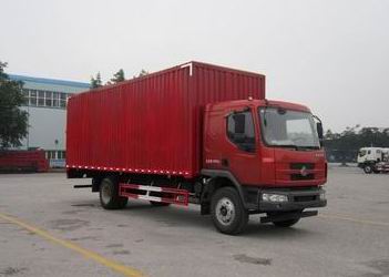 东风柳汽 乘龙中卡 140马力 4×2 厢式载货车(LZ5100XXYM3AA)