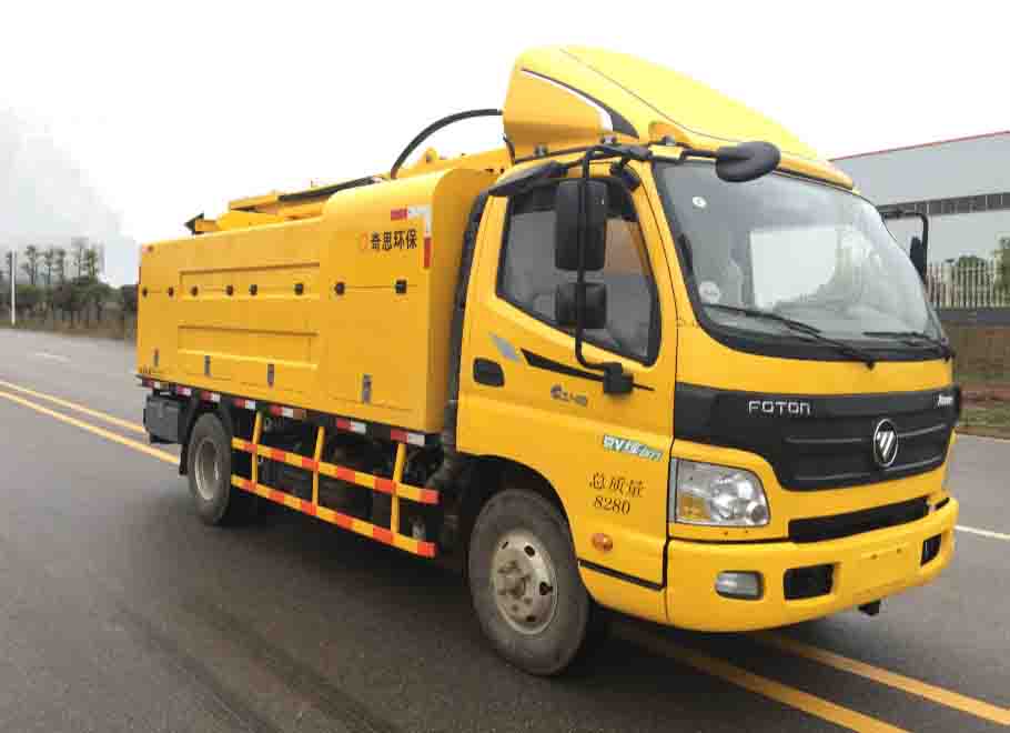 奇思环保挖掏式管道疏通车 qsw5081twg
