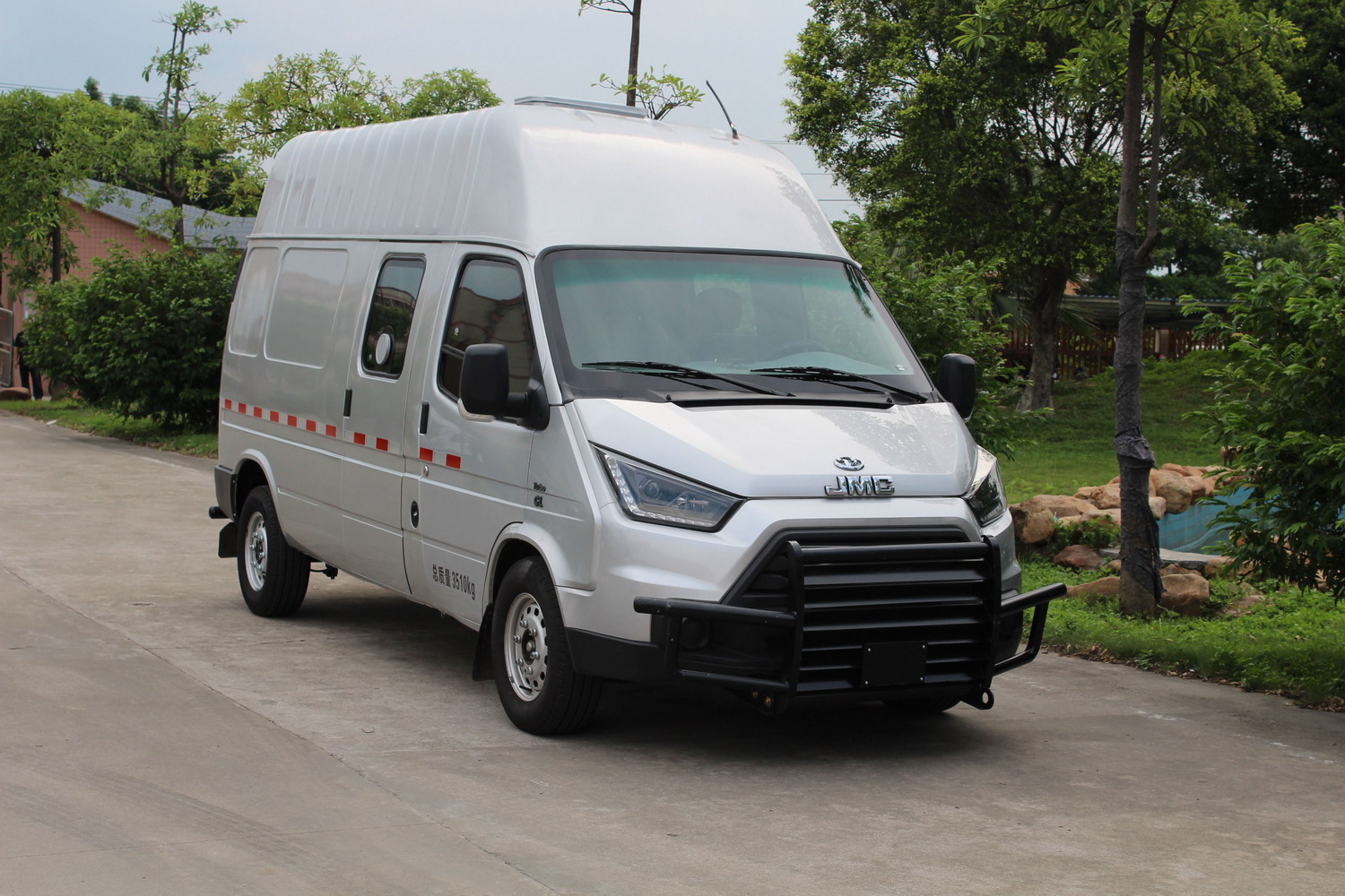 宝龙_tbl5045xycft_防弹运钞车_汽车公告_商车网