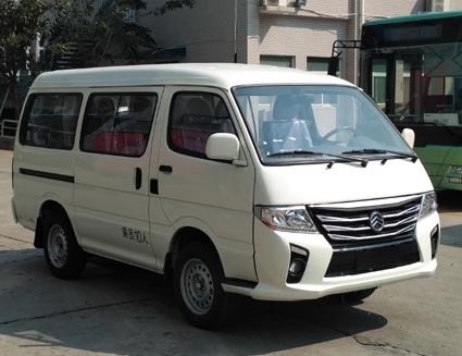 厦门金旅 新时代海狮 102马力 10人 轻型客车(xml6452j15)
