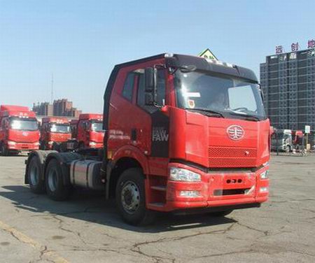 解放危险品运输半挂牵引车 ca4250p66k24t1a1e5z