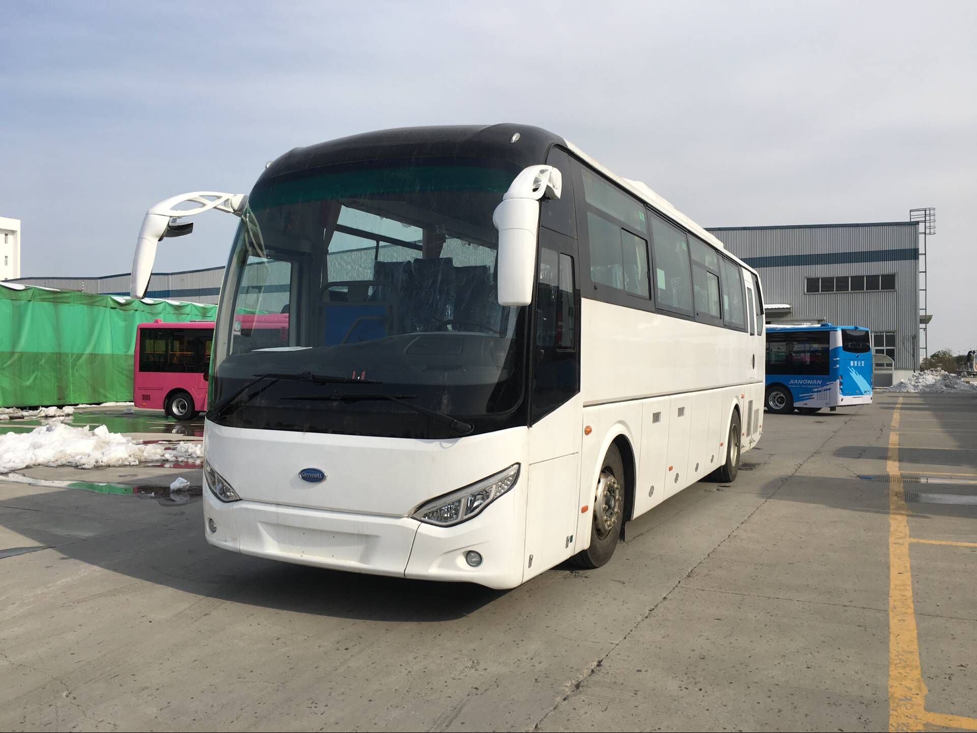 开沃纯电动城市客车 njl6117evg5