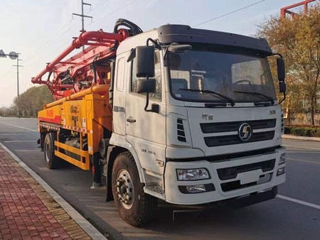 陕汽混凝土泵车 sx5210thbgp5