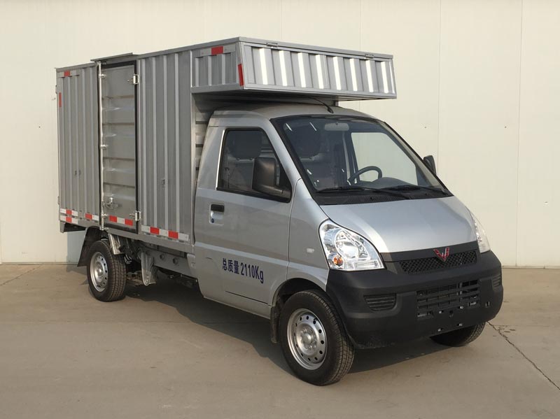 五菱厢式运输车 lzw5028xxybq6d