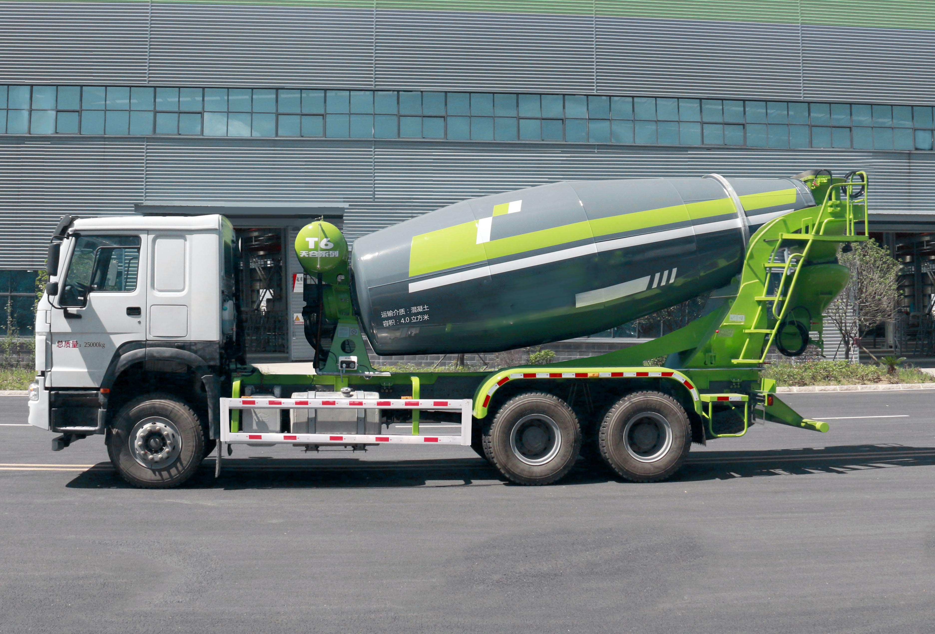 程力威混凝土搅拌运输车 clw5250gjbz5