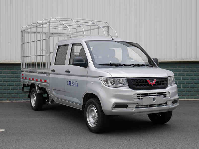 五菱仓栅式运输车 lzw5028ccysp6an