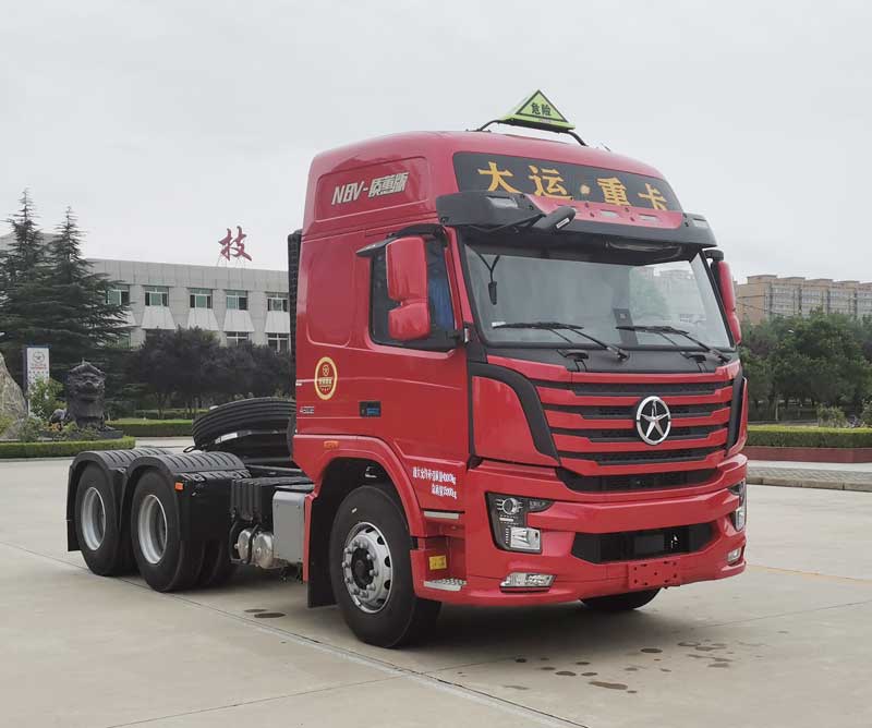 大运危险品运输半挂牵引车 cgc4250d5ecbb