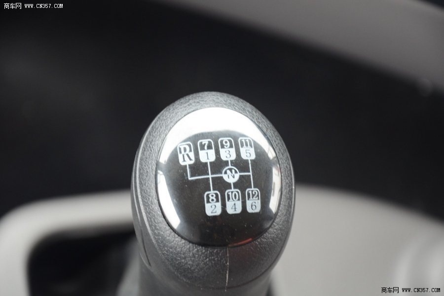 东风 大力神 重卡 385 8×4 公路超重载自卸车 dfl3318a12