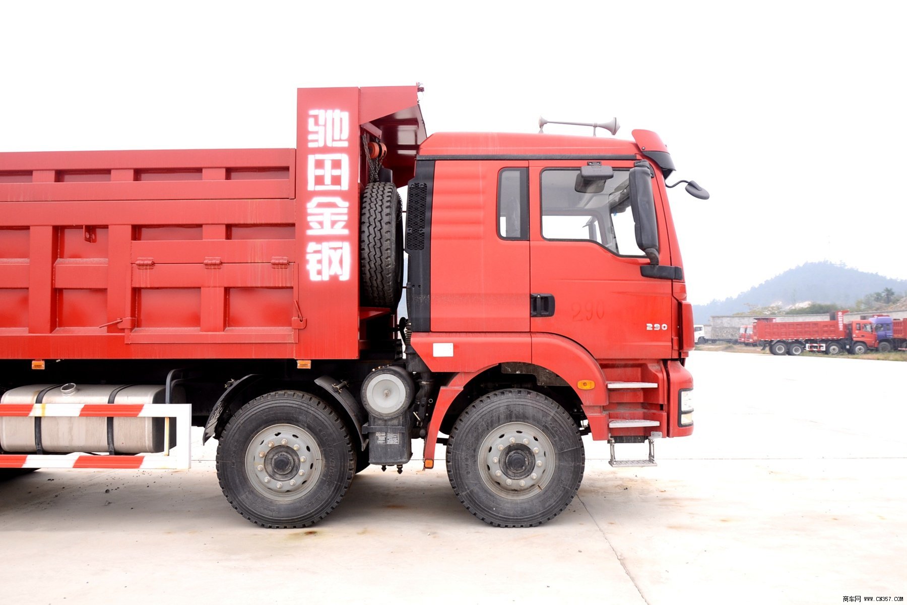 陕汽 新德龙m3000 重卡 290 8×4 自卸车 sx3315hr366