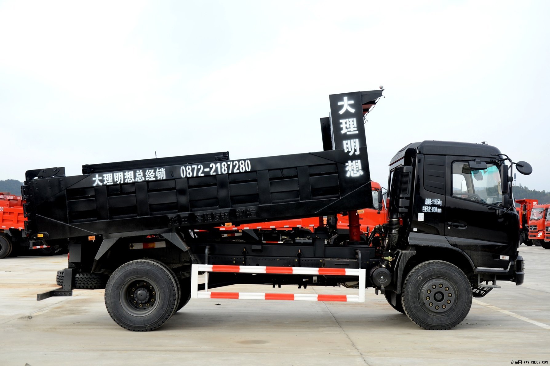 东风 天锦 中卡 220马力 4×2 自卸车 dfl3120b6