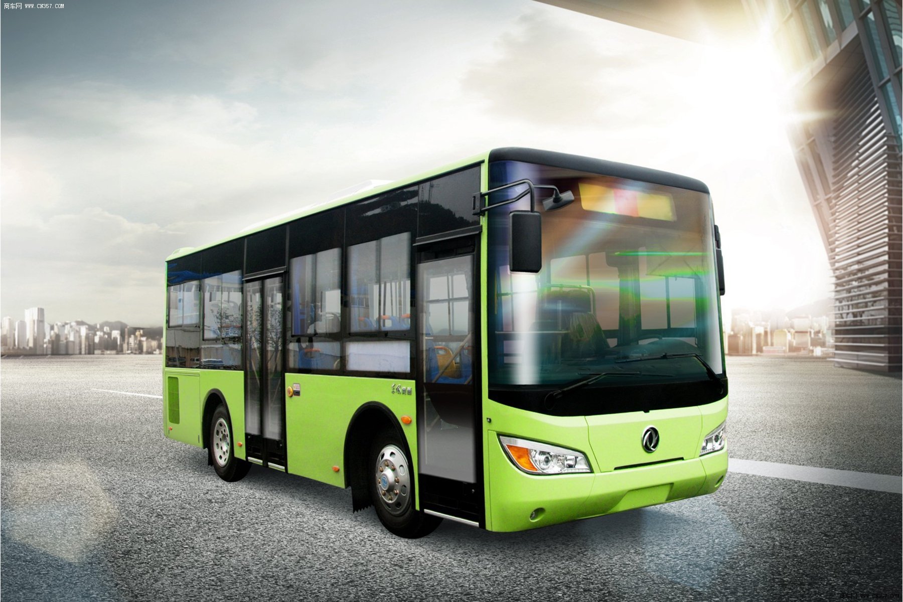 东风 风尚 180马力 71/10-31座 公交客车 eq6851c4d