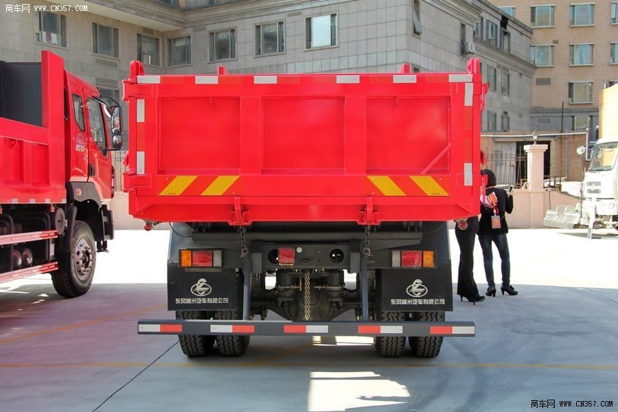 东风柳汽 霸龙轻卡 140马力 4×2 自卸车(lz3123m3aa)