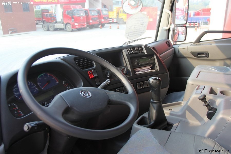 细节(0) 外观(12) 驾驶室(6) 内饰(0) 底盘(5) 官方(0) 东风 大力神