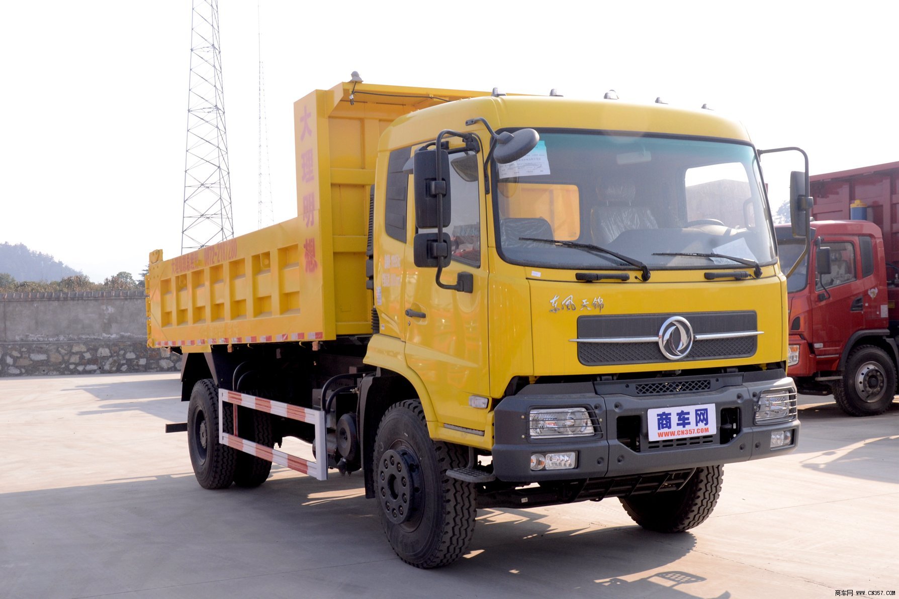 东风 天锦 中卡 240马力 4×2 自卸车 dfl3120b4