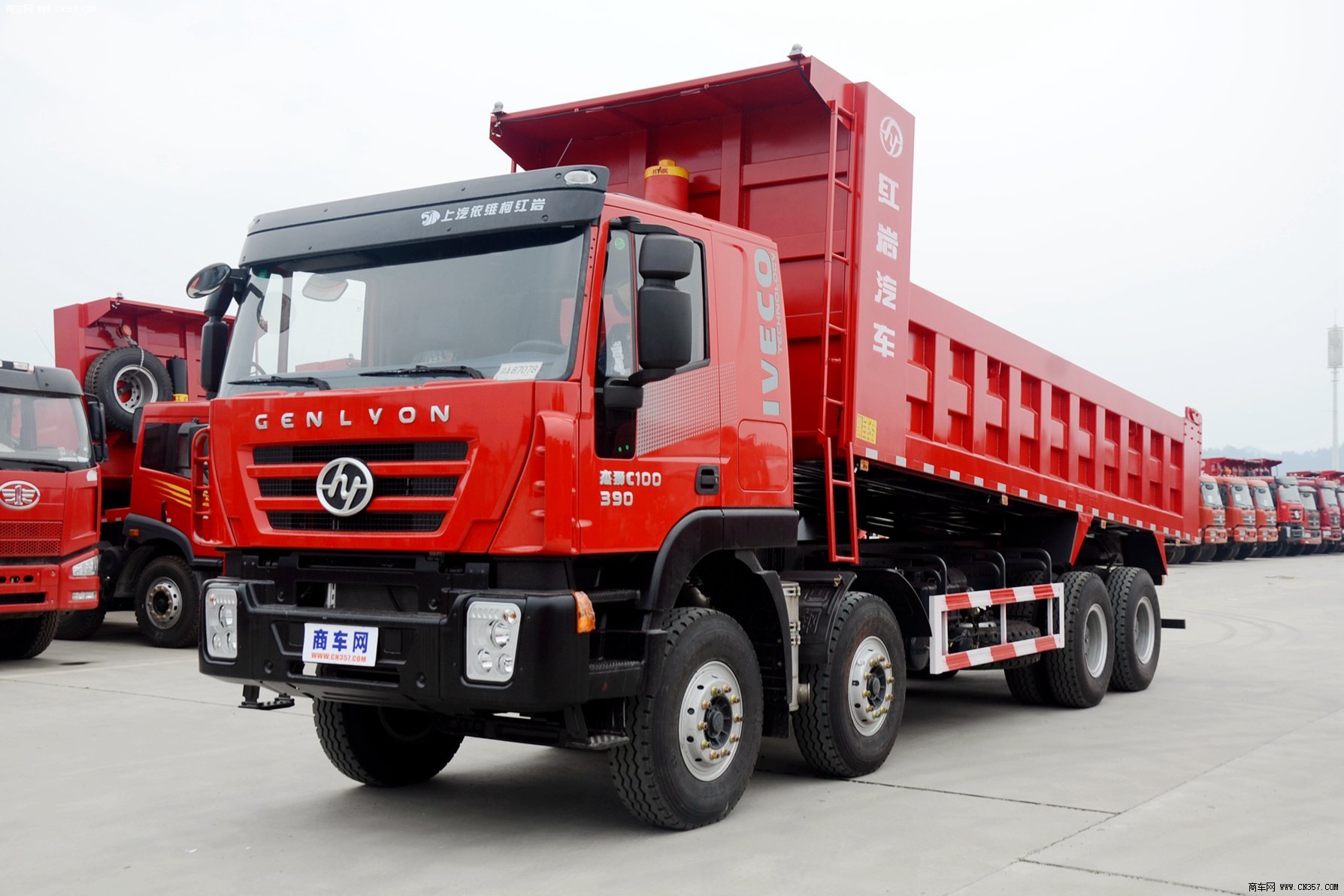 红岩 杰狮c100 重卡 390马力 8×4 自卸车 cq3315htg396