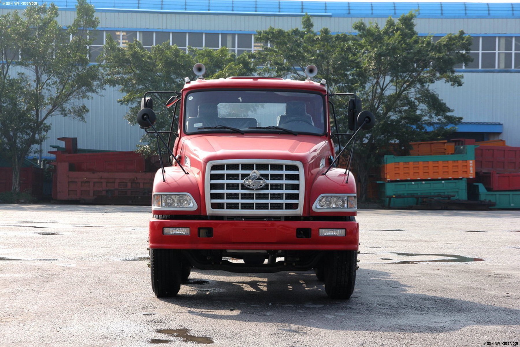 东风柳汽 龙卡 重卡 290马力 6×2 牵引车 lz4231jcq