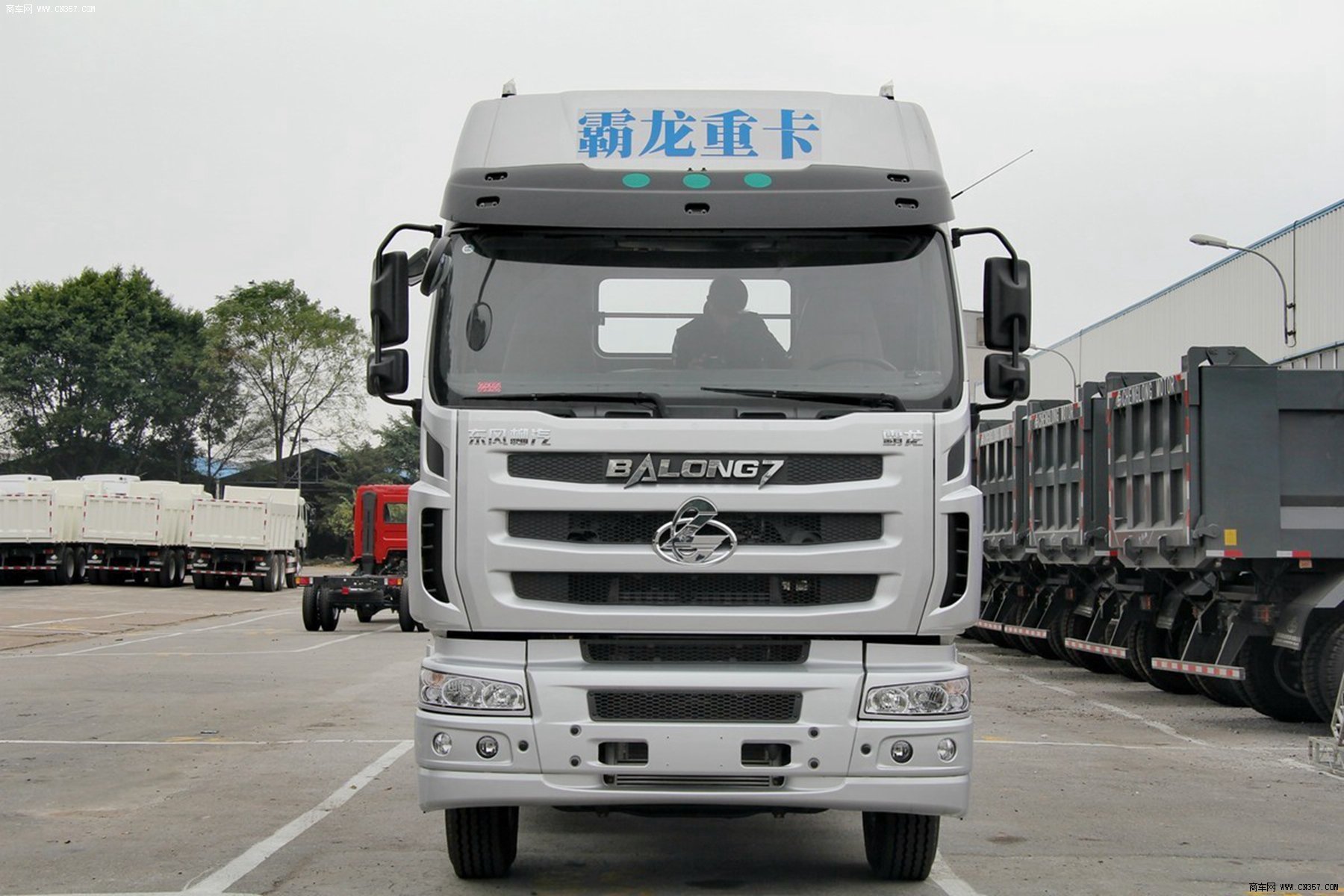 【东风柳汽 霸龙m7重卡 430马力 6×4 牵引车(lz4251qdca)40227 图片