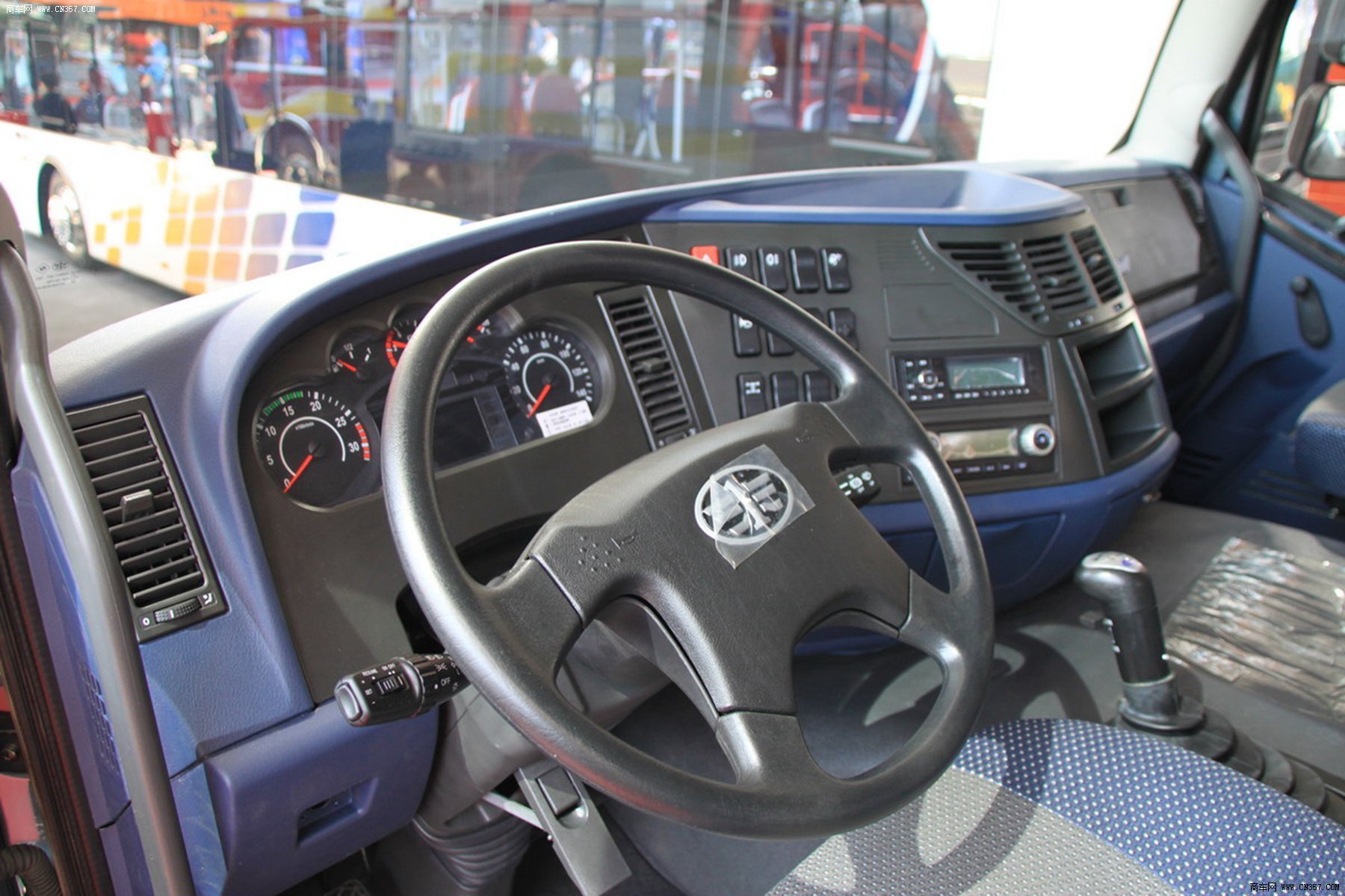 解放j6p 重卡 420马力 6×4 牵引车 ca4250p66k24t1a1e4