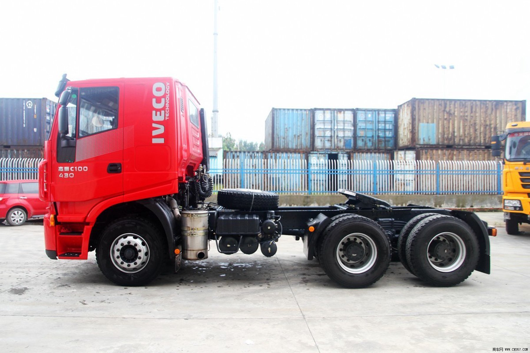 红岩 杰狮c100 重卡 430马力 6×4 牵引车 cq4255hxg334