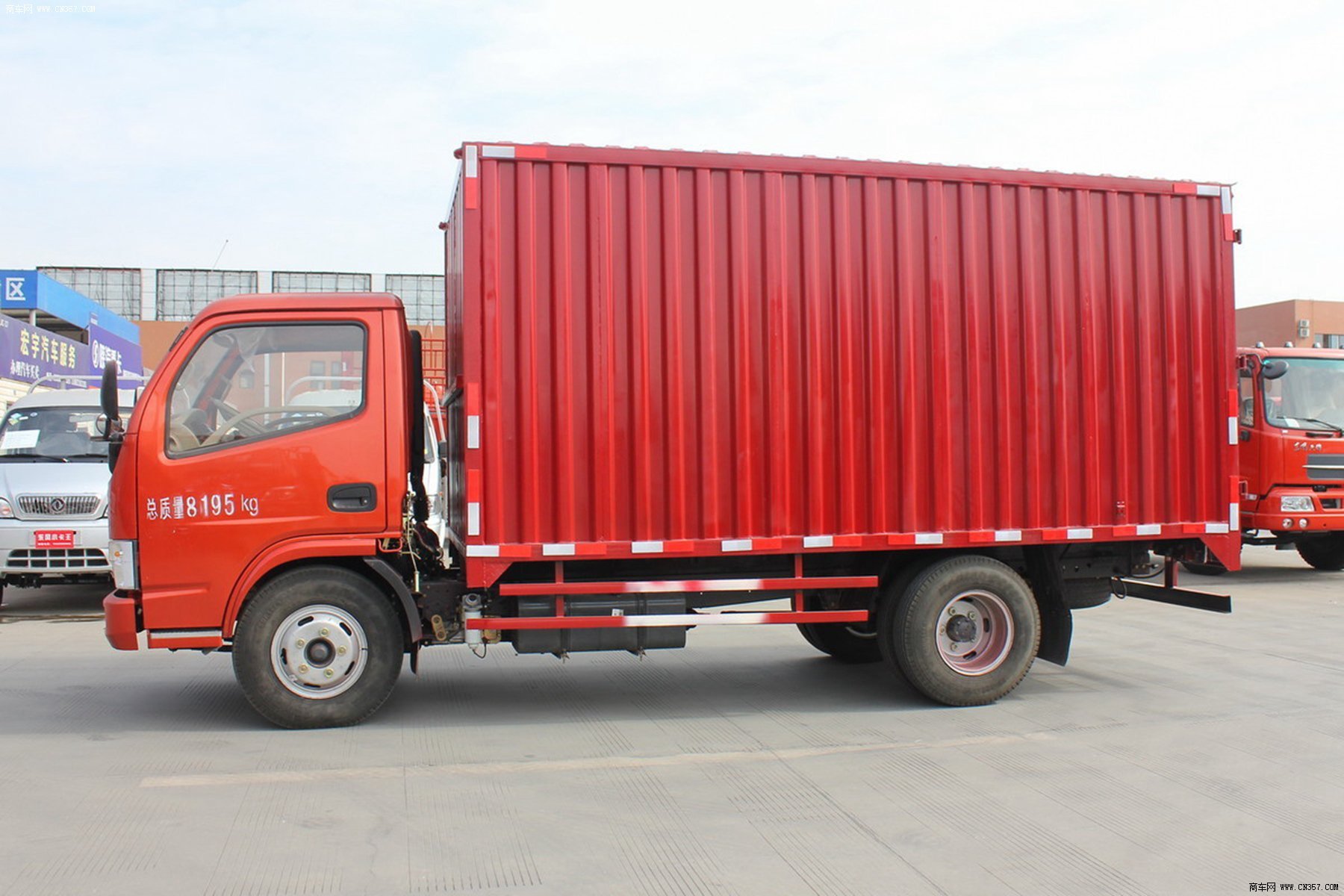 东风 锐铃 130马力 厢式 单排 轻型载货车 dfa5080xxy39dbac