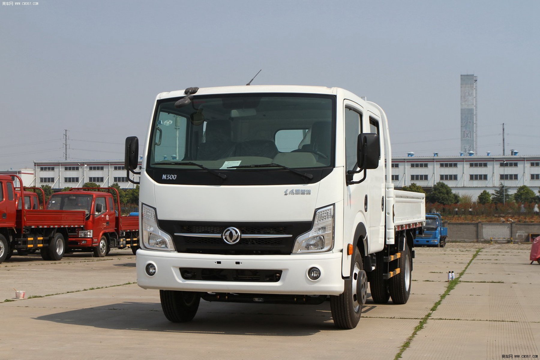 东风 凯普特n300 130马力 栏板式 双排 轻型载货车 eq1040d9bdd