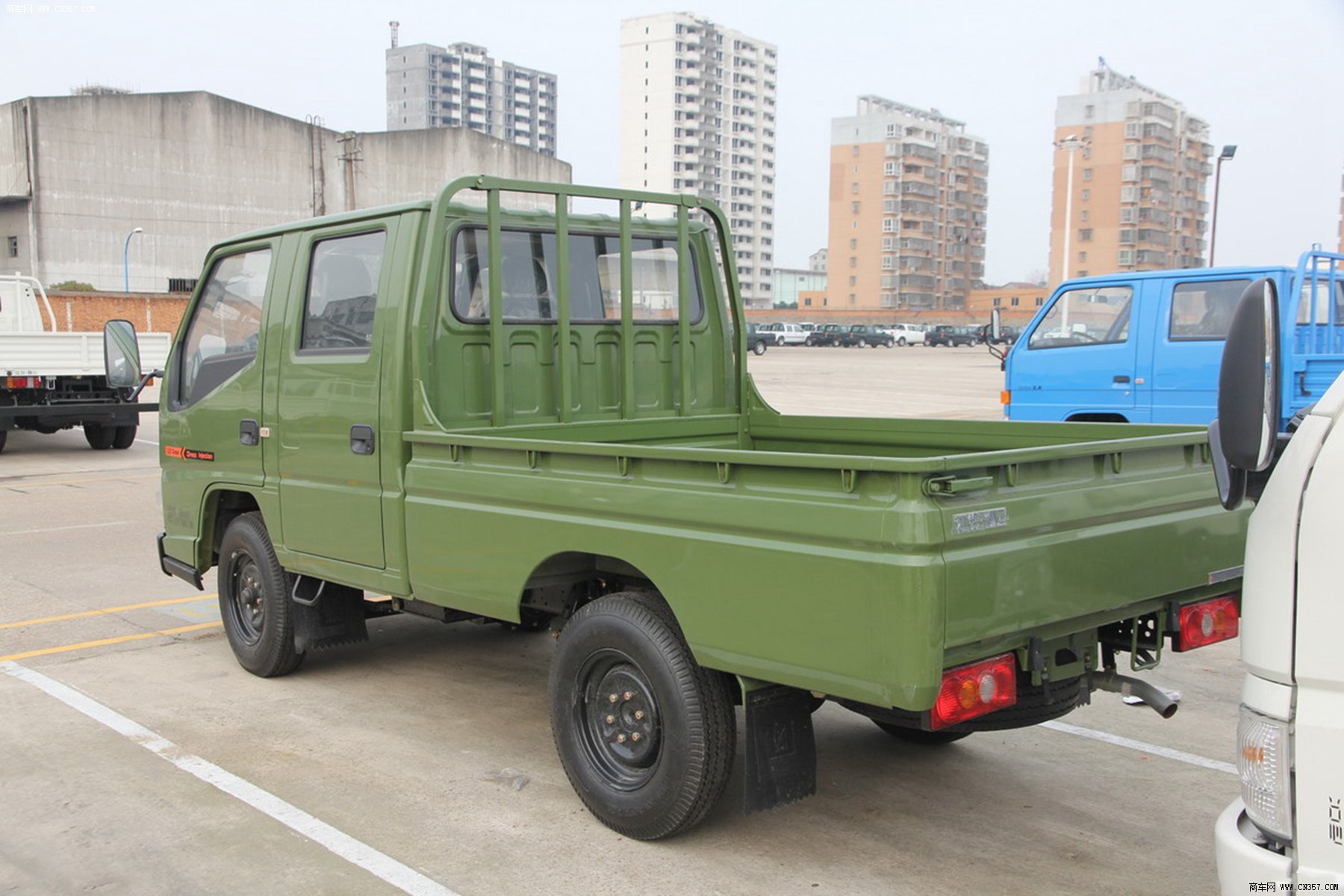 江铃 凯运 95马力 双排栏板轻卡(jx1031tsa3)