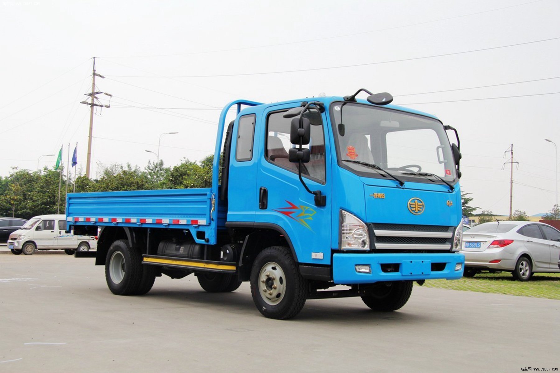 解放 解放虎vh 124马力 栏板式 排半 轻卡 ca1042p40k2l1e4a85