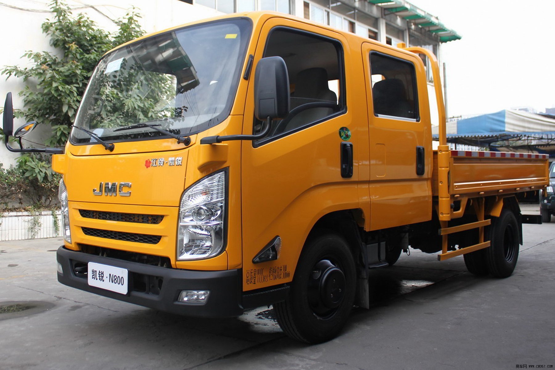 【江铃 凯锐800 120马力 双排栏板轻卡(jx1043tsg24)46697 图片】车型