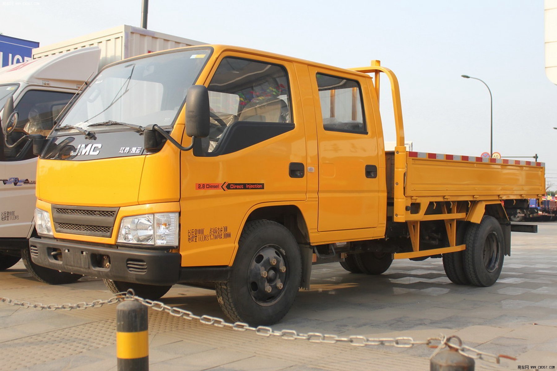 江铃 新凯运 108马力 双排栏板轻卡(jx1041tsg24)