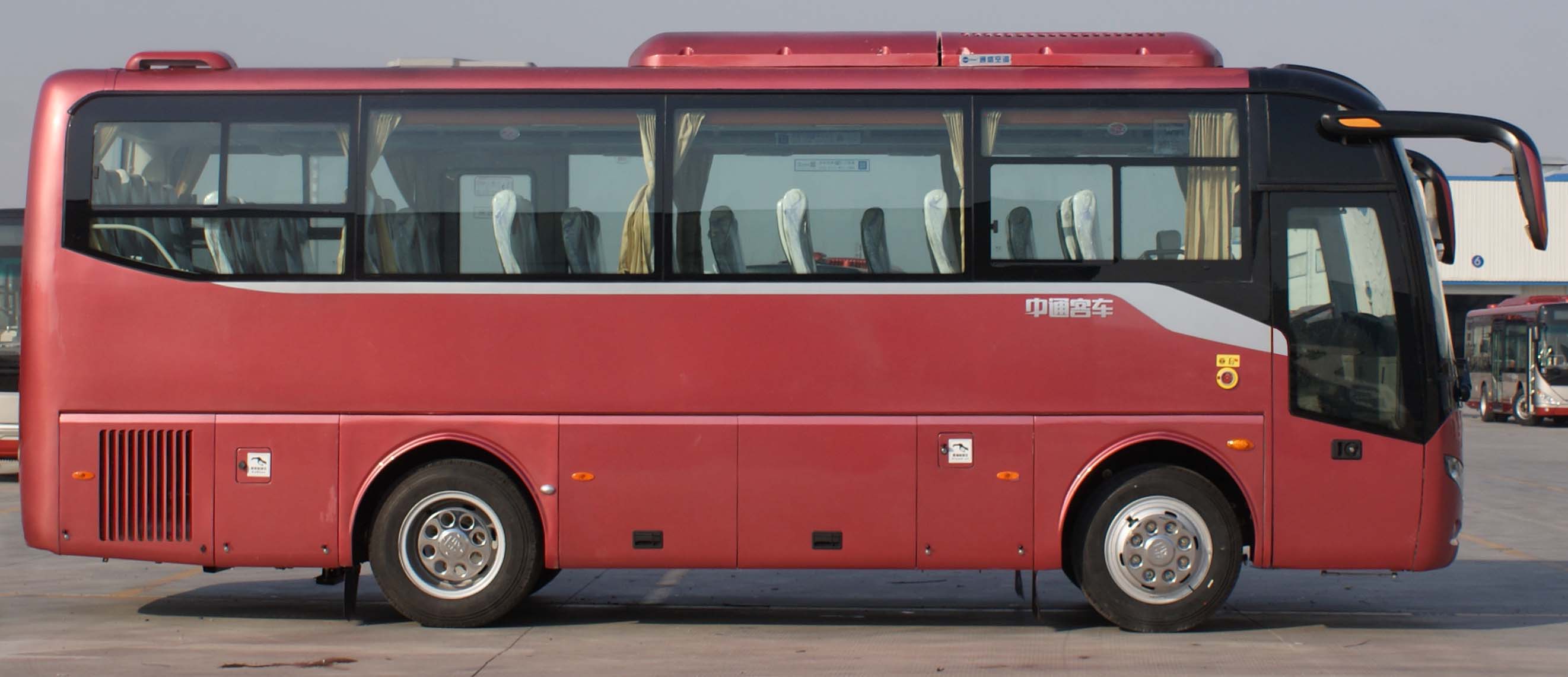 中通180马力 24-33人 公交客车 lck6769hd1