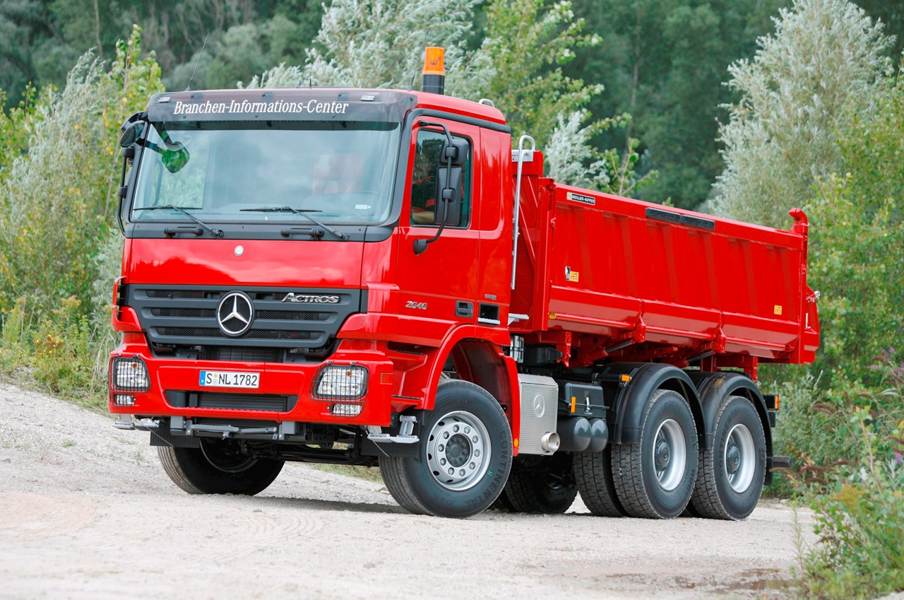 奔驰actros 卡车