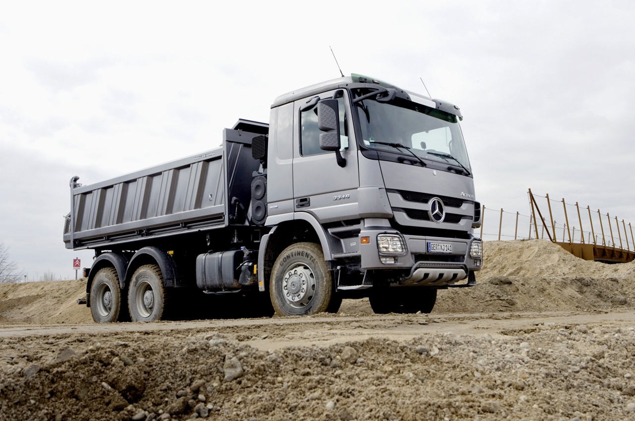 奔驰actros 卡车