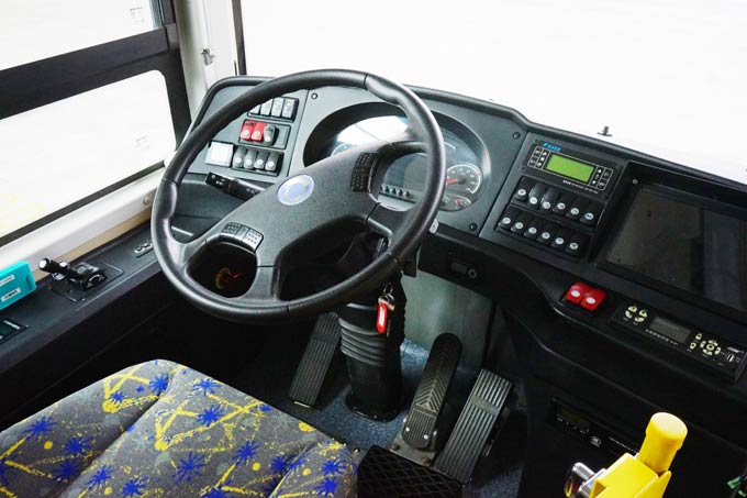 闵行客运擘画城市公交新蓝图牵手申龙客车加快绿色品质大升级