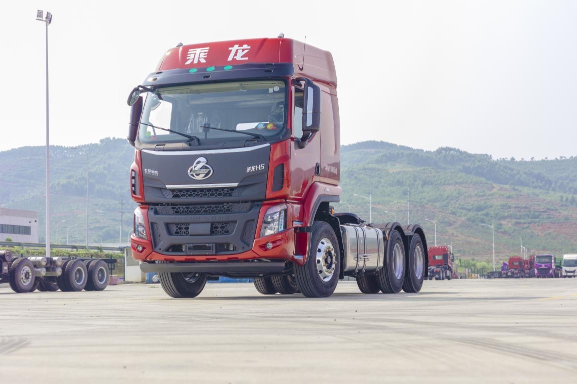 每趟多拉一吨半 每年多赚五六万 乘龙h5超轻版不止于轻