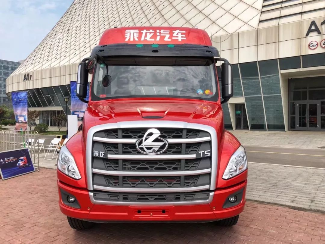 新长头更舒适乘龙t5长头车全国上市