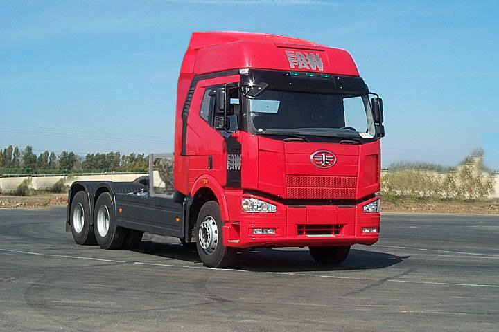 解放ca4250p66t1a1em 平头天然气半挂牵引汽车