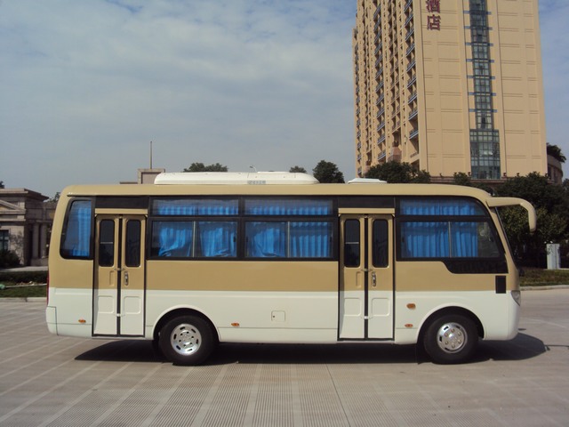 吉江客车 ne6720k02