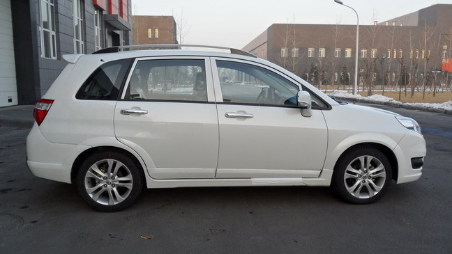 利亚纳轿车 ch7151ba