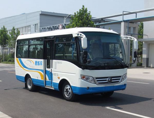 宇通教练车 zk5060xlh3
