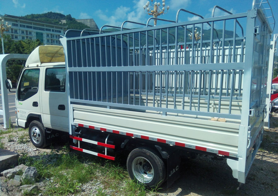 铜仁江淮汽车双排座仓栅式货车95马力