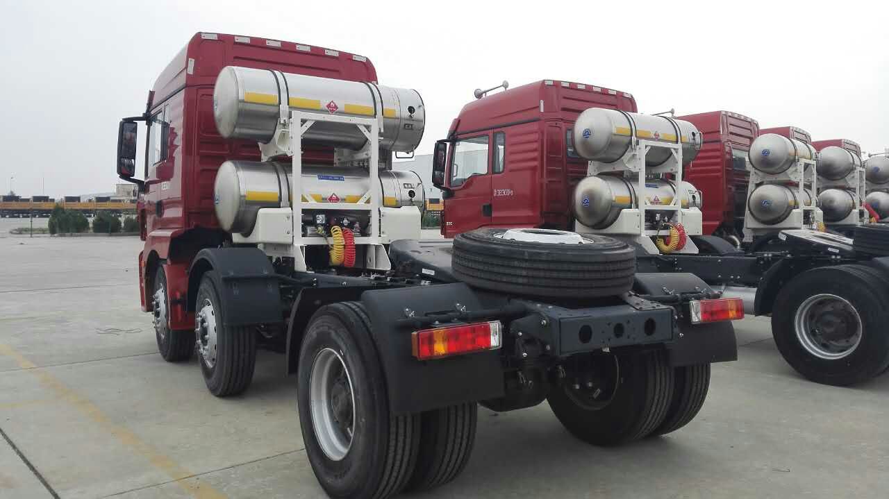 新m3000lng天然气62牵引车跳楼降价