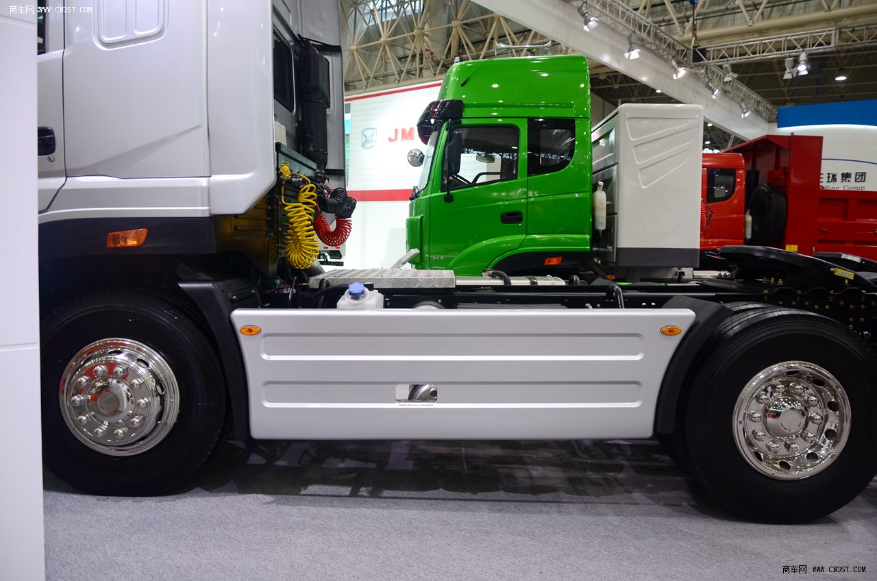 车展活动图库 2013年车展与活动 2013中国(武汉)国际商用车展 三环