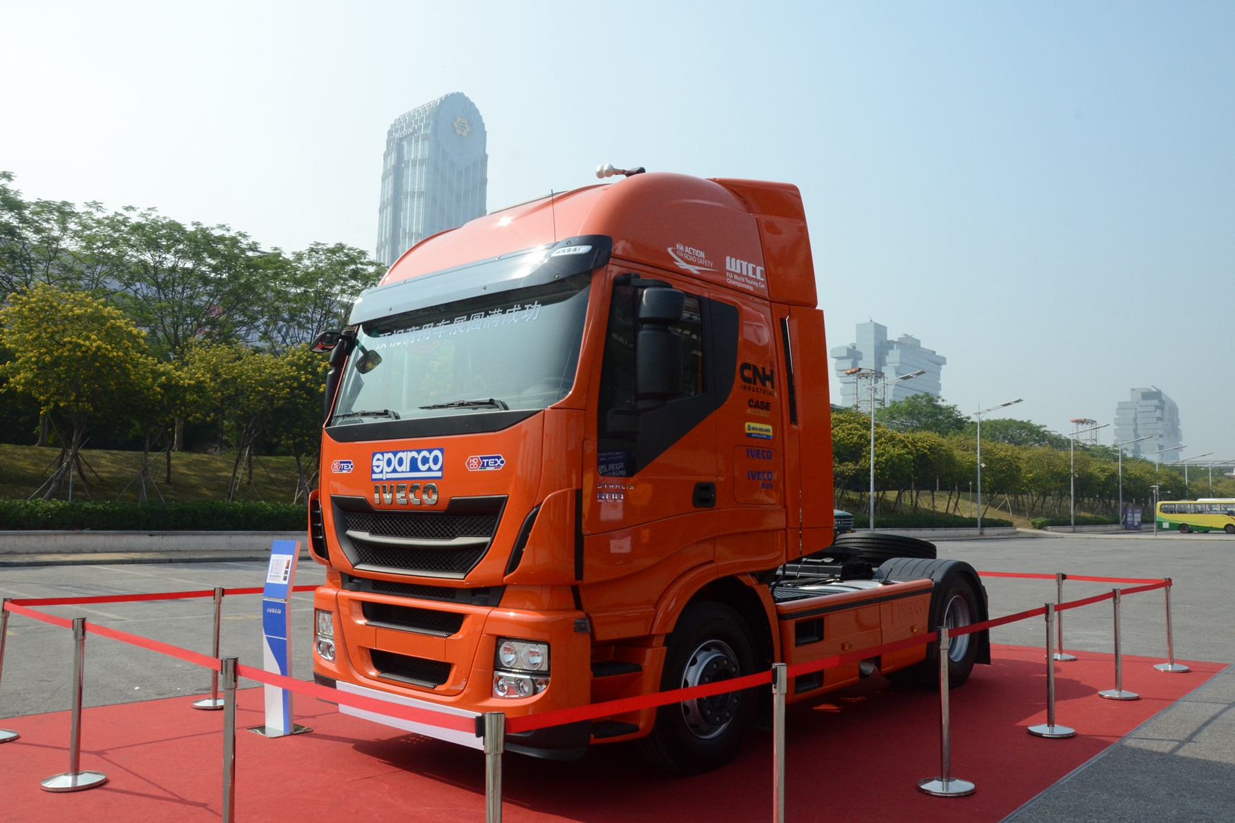 依维柯stralis 500马力 4x2牵引车