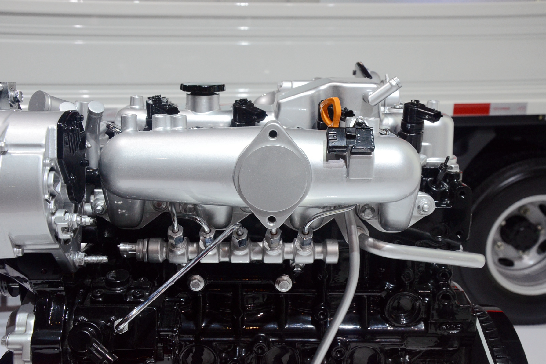 【车型图库】 活动图片_江淮 mf2.8l柴油发动机(4da1-2c)_商车网