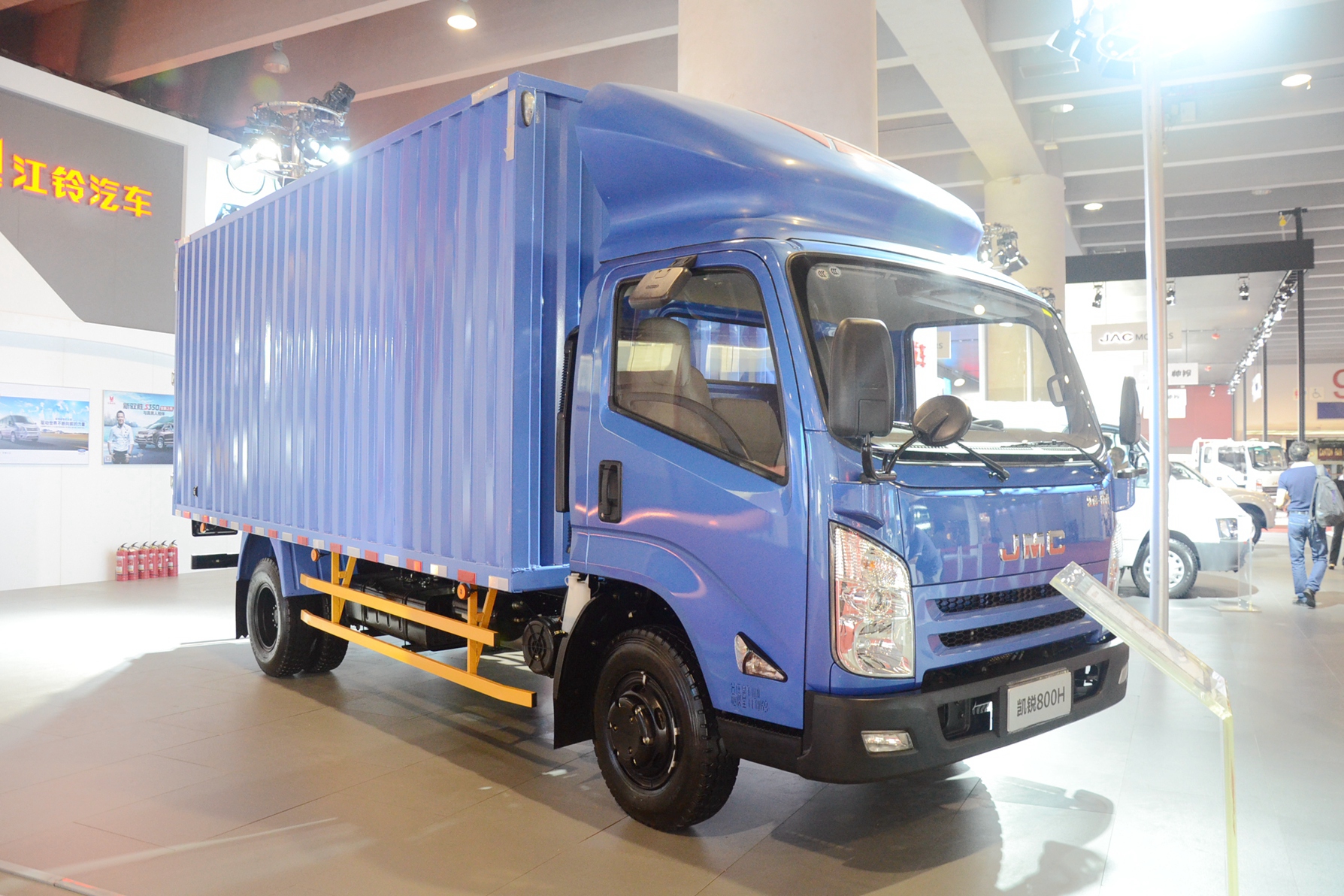 【车型图库】 活动图片_江铃 凯锐800h单排厢式货车_商车网