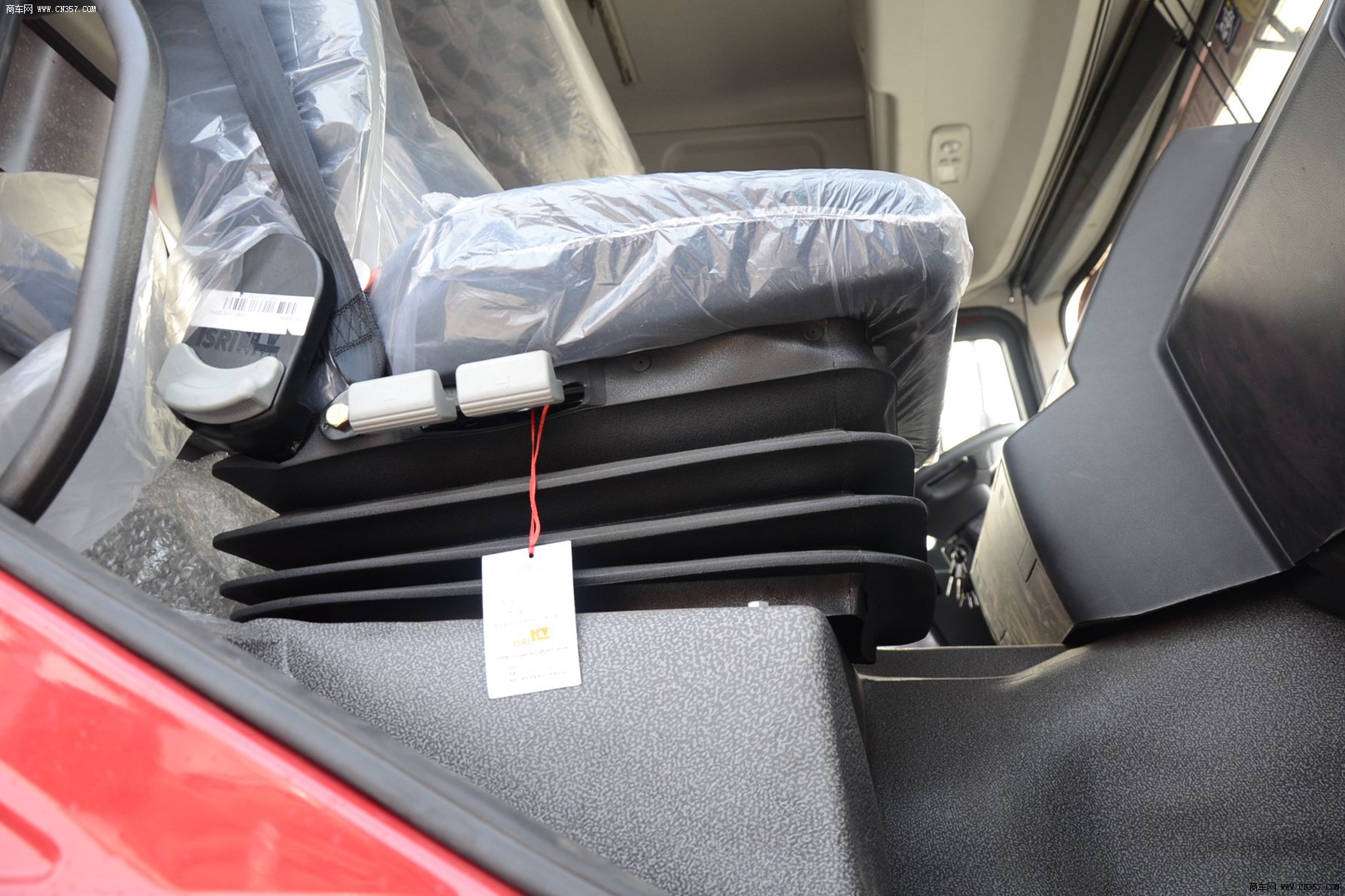 陕汽重卡 德龙f3000 重卡 385马力 8×4 自卸车 sx3316dr456