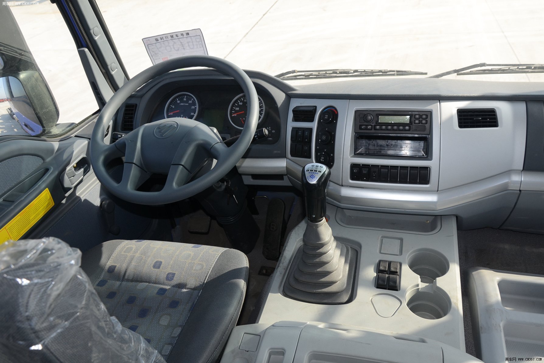 车型报价 福田/欧曼etx/bj3313dmpkc-xh 图集 驾驶室(29/200)