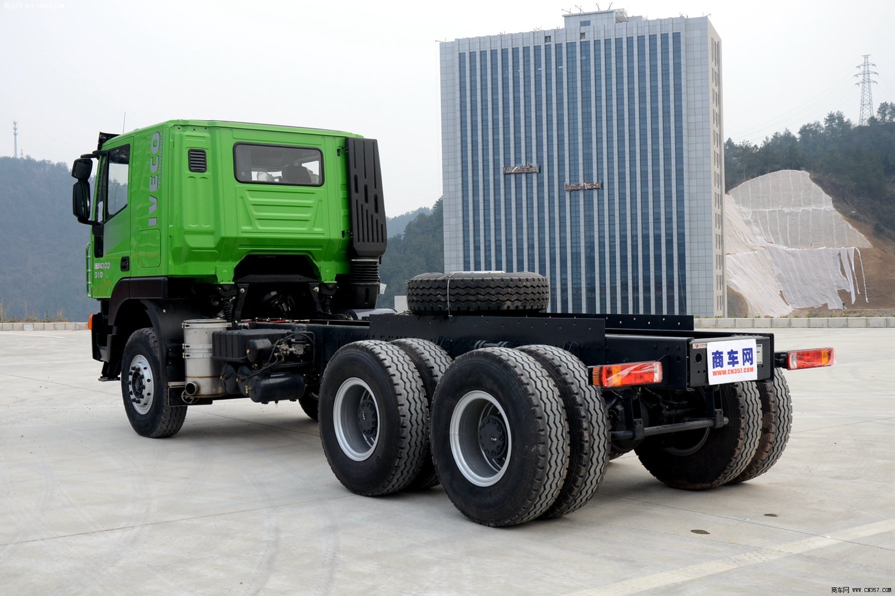 红岩 新金刚 重卡 310马力 6×4 自卸车 cq3255hmg404