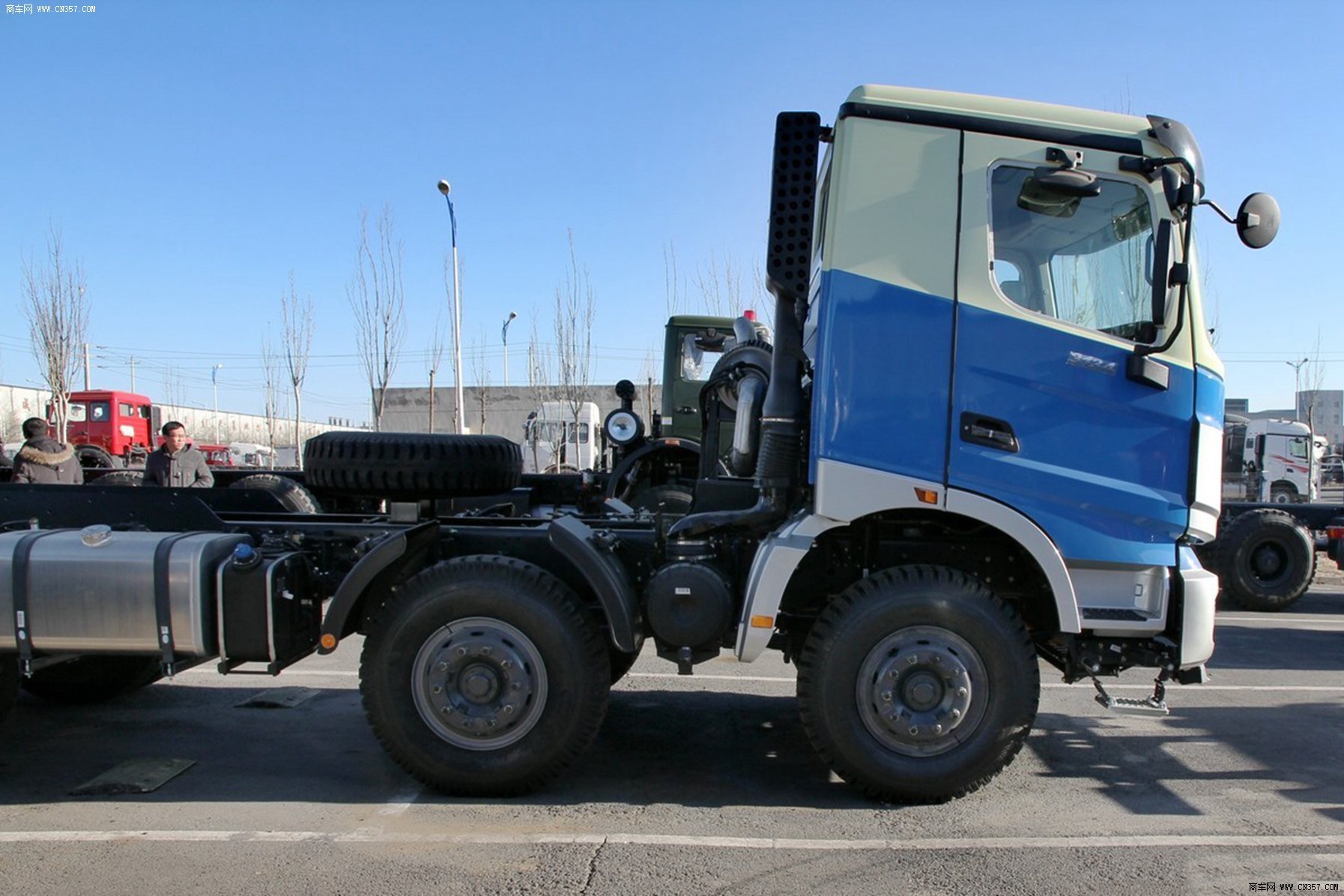 北奔v3 重卡 336马力 8×4 自卸车 nd1310dd5j7z00