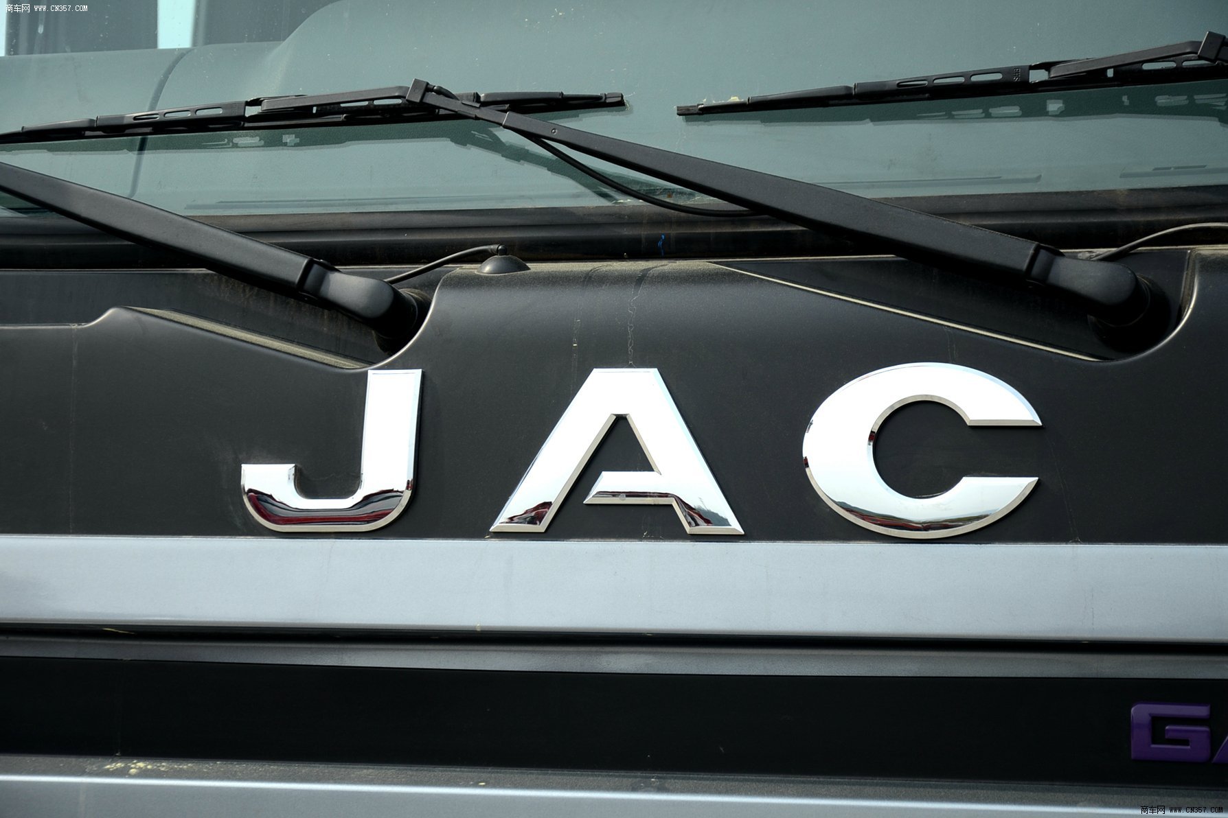 【江淮汽车 格尔发k系 重卡 290马力 8×4 自卸车